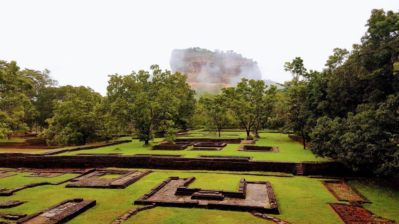 Sigiri Mango Garden Eco Resort Sigiriya Bagian luar foto